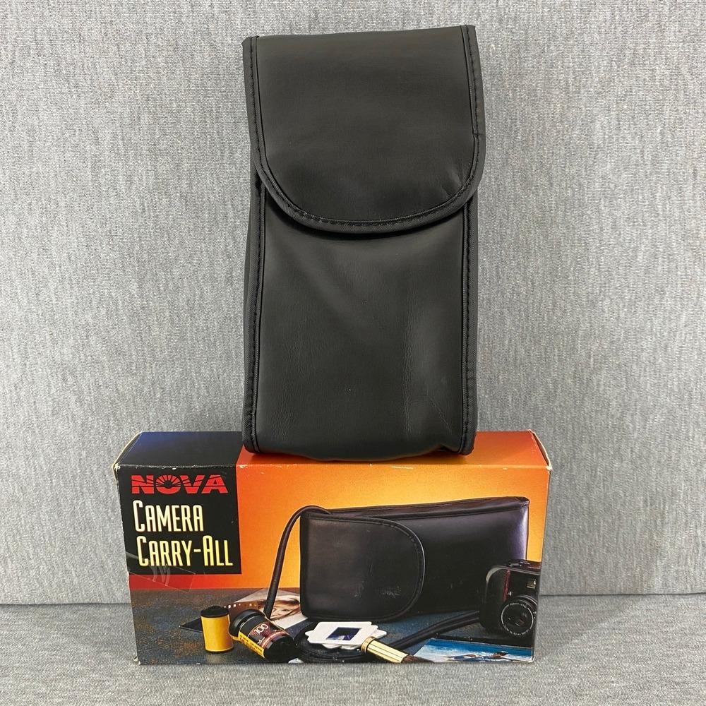 Nova Unisex Vintage Camera Carry-All Unisex OS Black Padded Faux Leather‎ Case